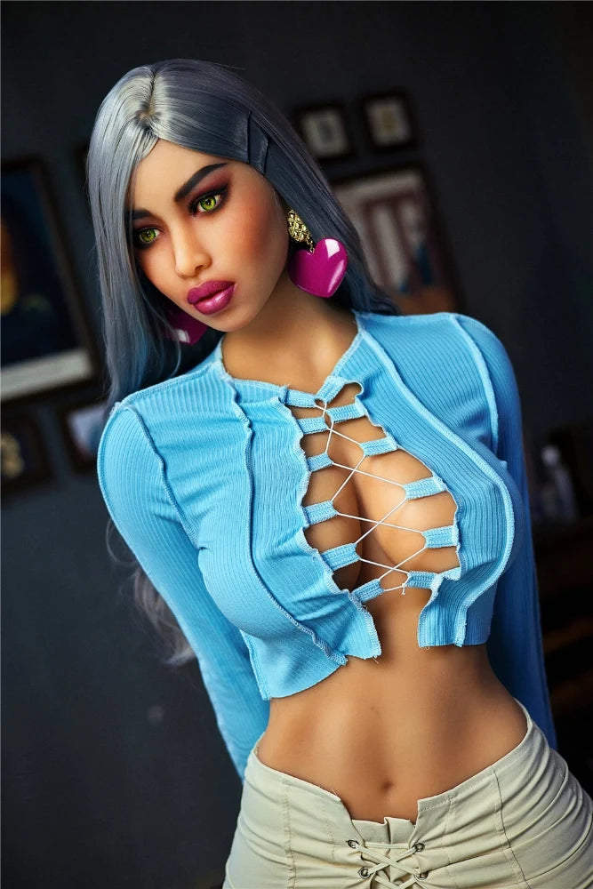 Sexpuppe Danika