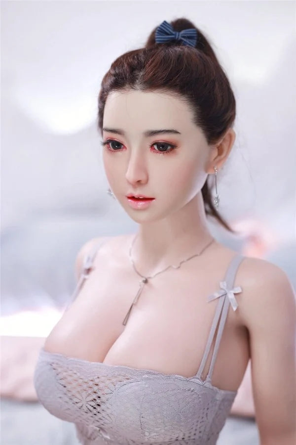 Sexpuppe Charli-Saria