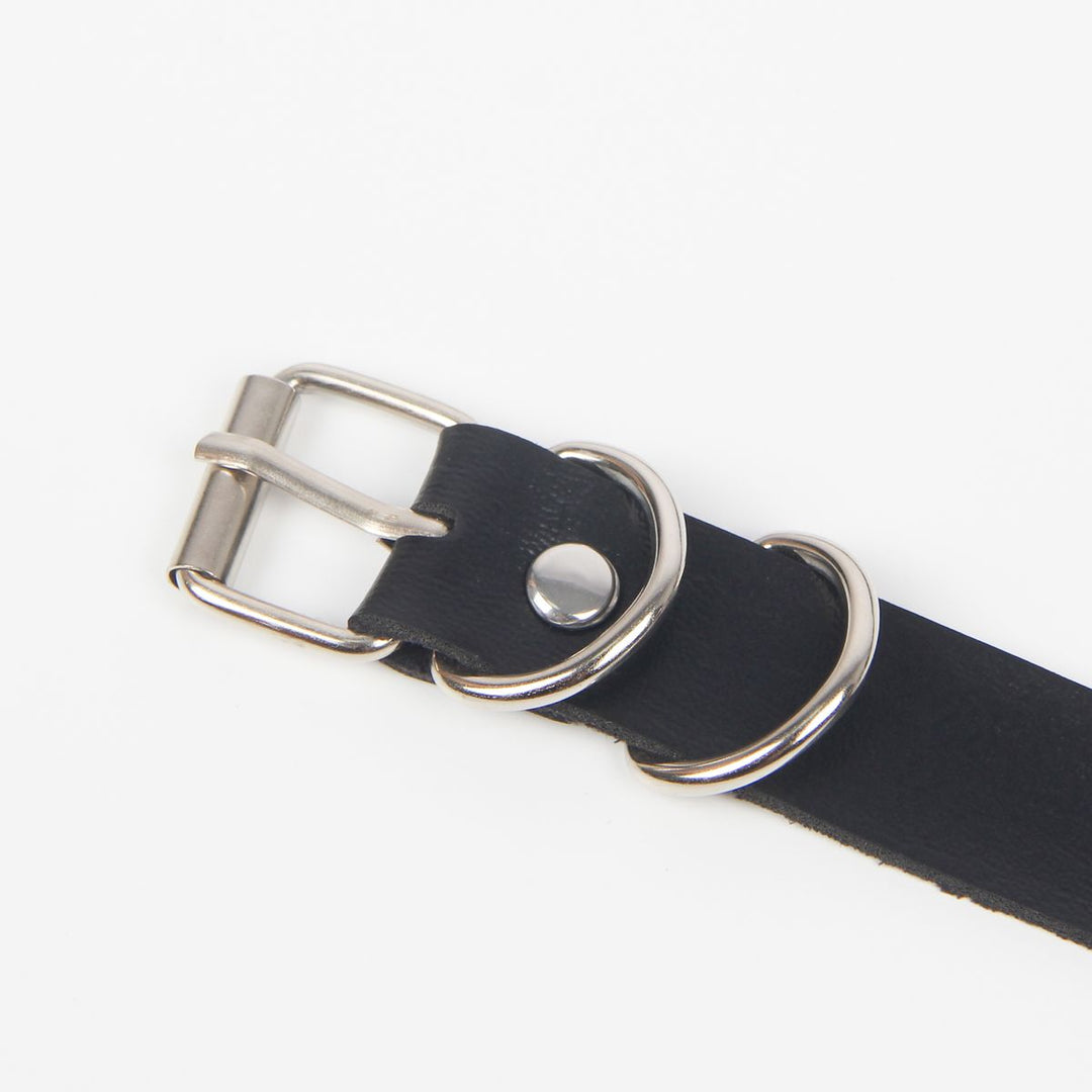 Anne Wünsche – "Night Vibes" Leg-Harness aus schwarzem PU-Leder