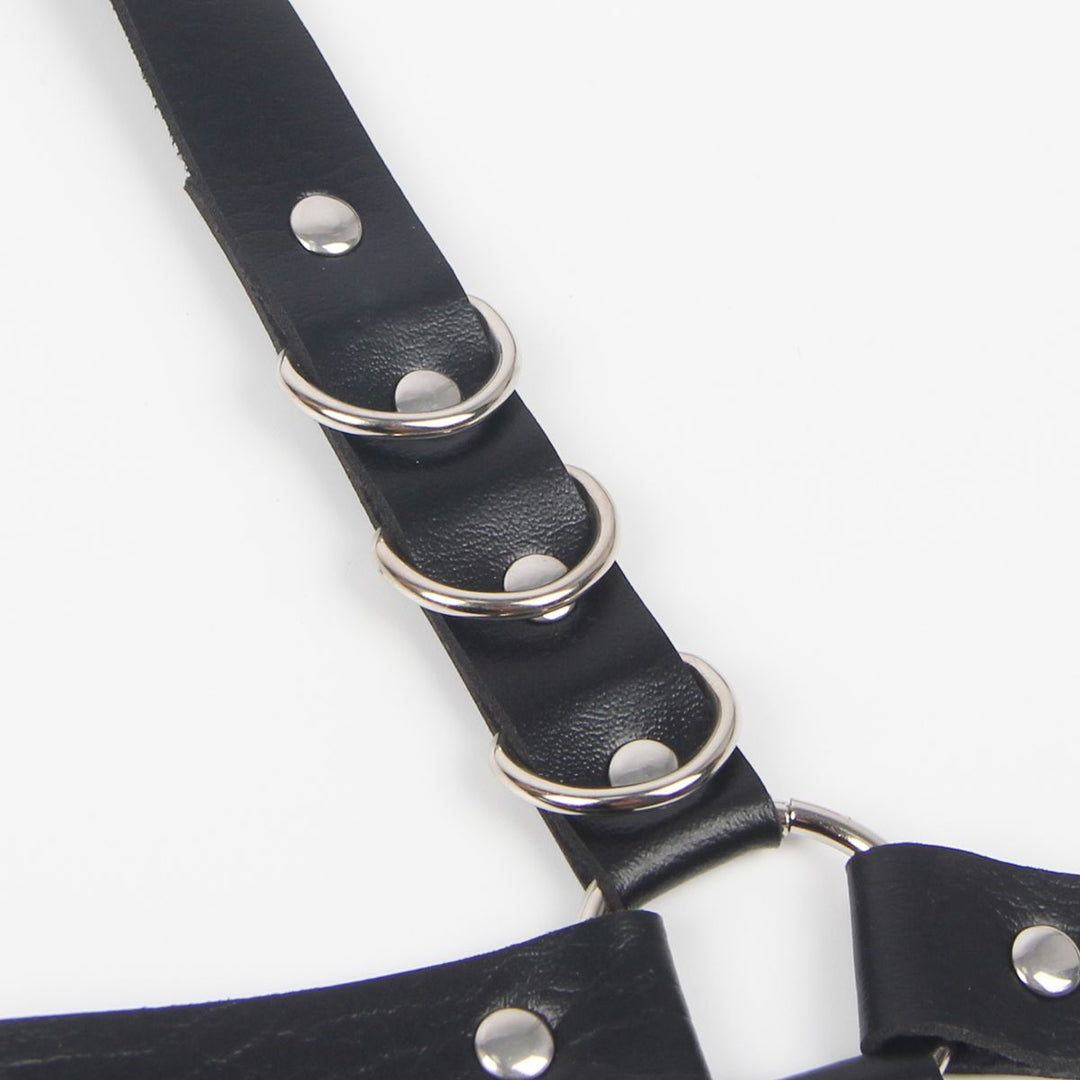 Anne Wünsche – "Night Vibes" Leg-Harness aus schwarzem PU-Leder