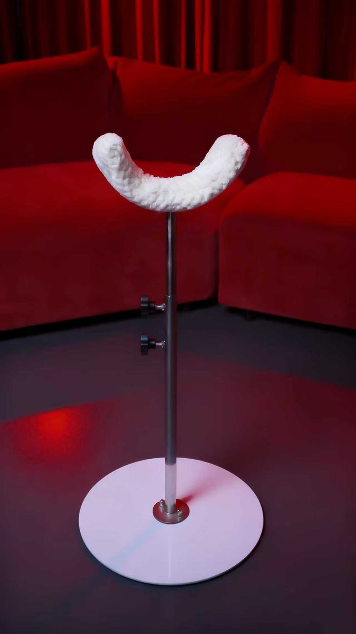 Puppenständer mit regulierbarer Höhe