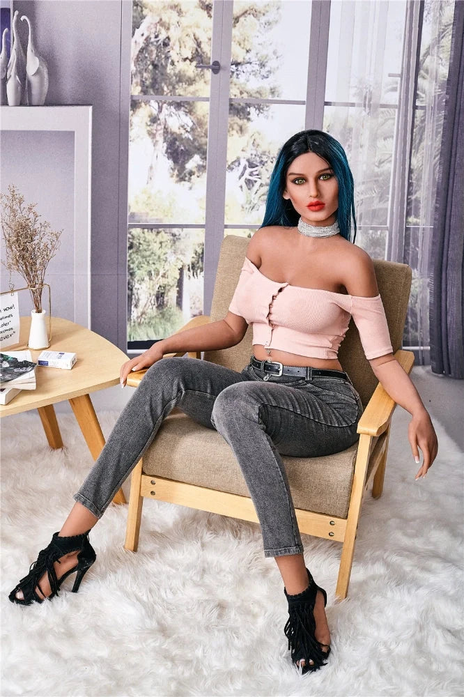 Sexpuppe Leyla