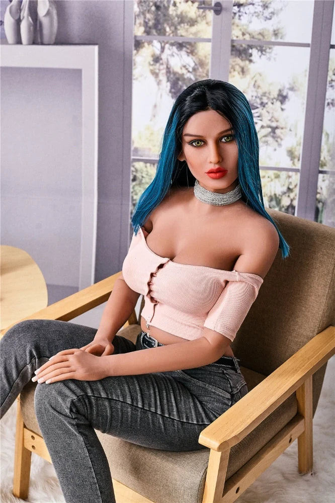 Sexpuppe Leyla