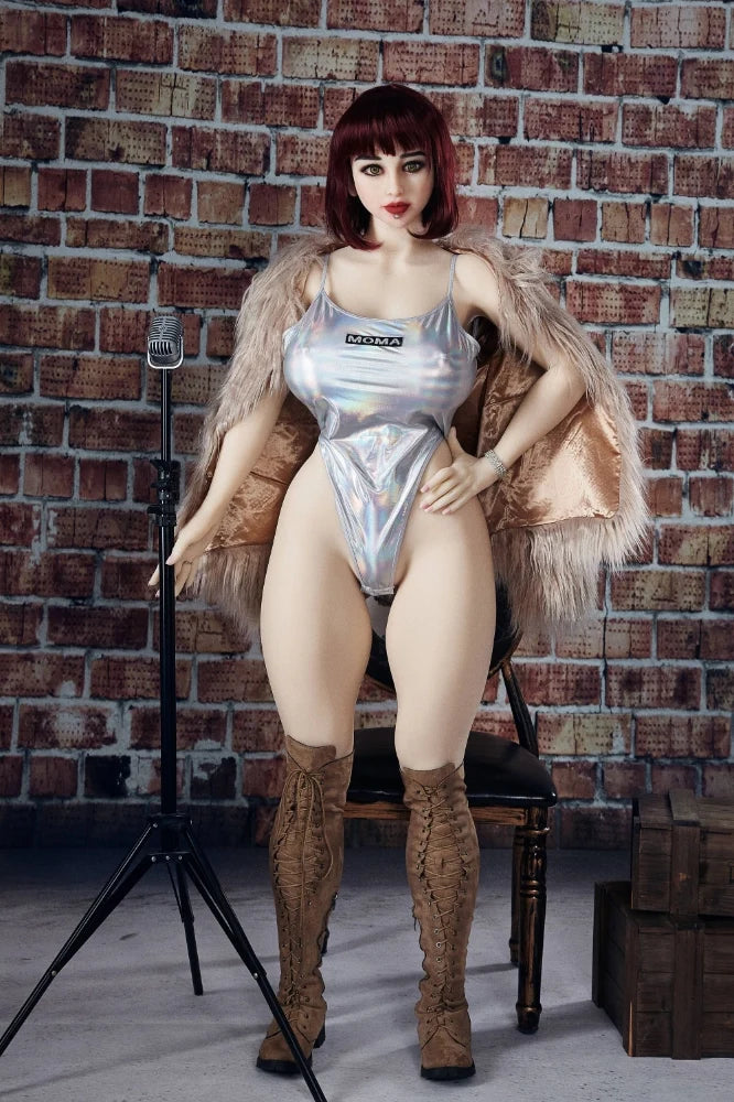 Sexpuppe Izzy