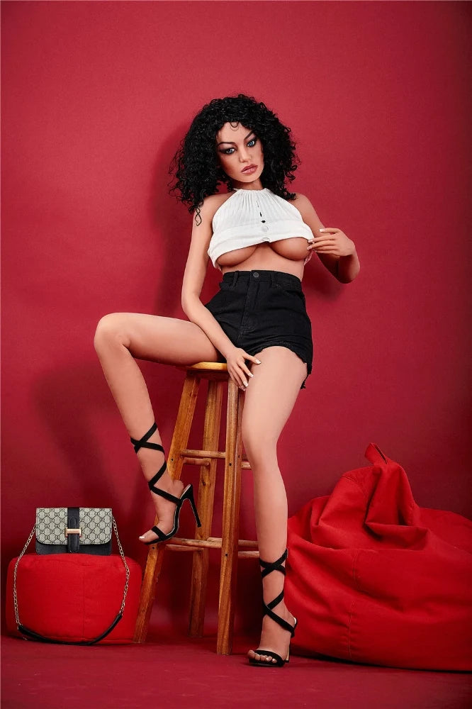 Sexpuppe Laura