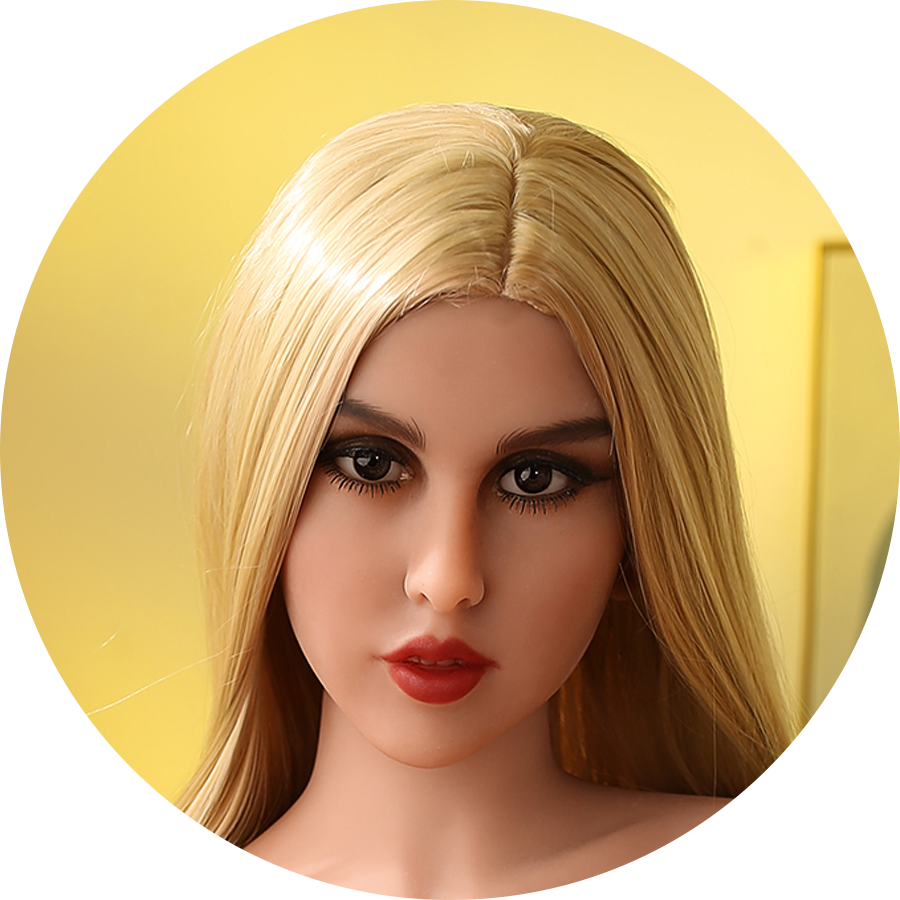 Realistische blonde Sexpuppe, Porträt