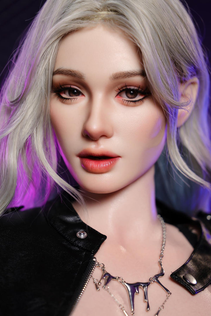 Sexpuppe Emma-Louise