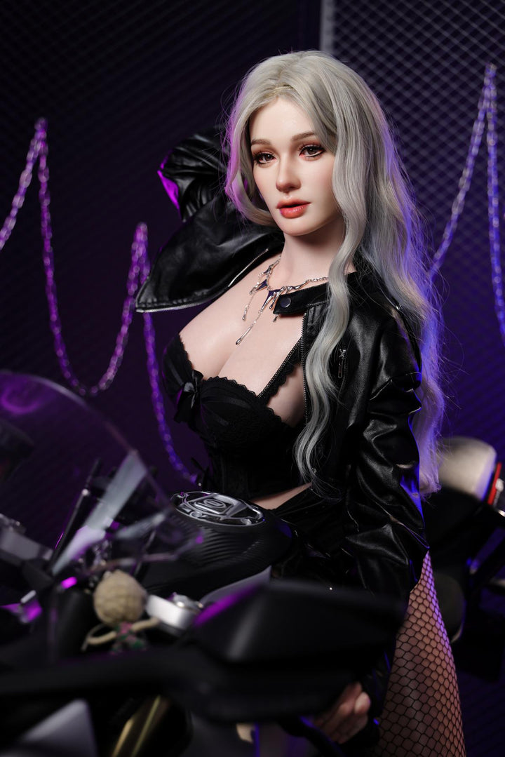 Sexpuppe Emma-Louise