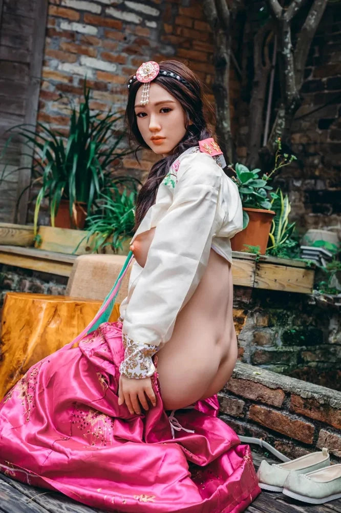 Sexpuppe Paya-Saya