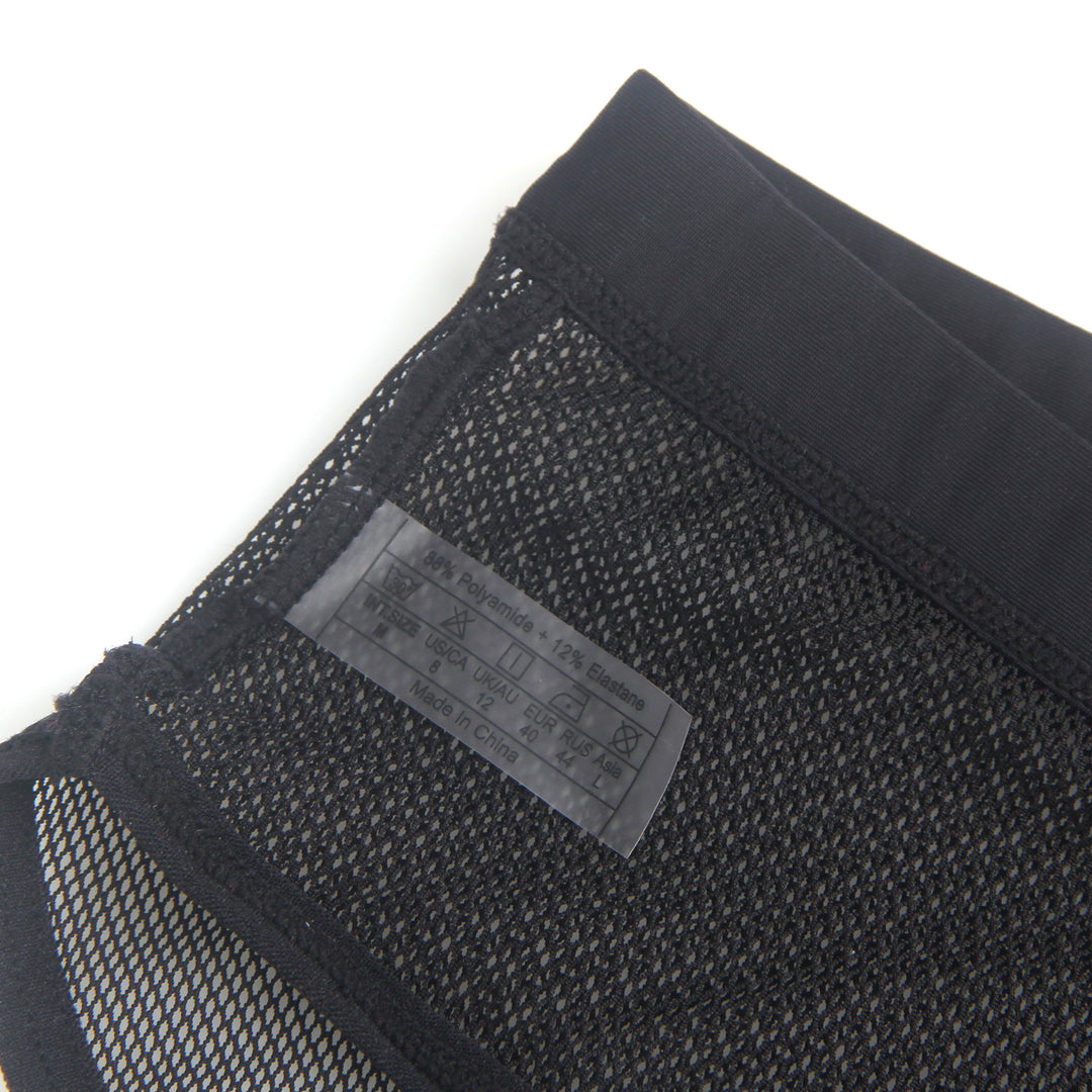 Sexy Schwarze Mesh Panty mit offenem Rücken, 88% Polyamid, 12% Elastan, transparent
