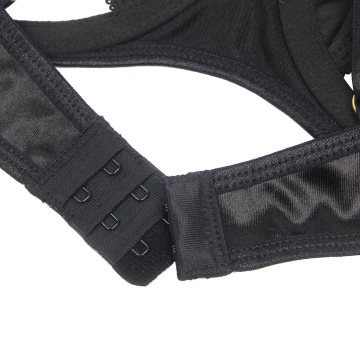 Sexy Schwarzes Samt-BH-Set – Hollow Cut & Halter, verführerische Lingerie