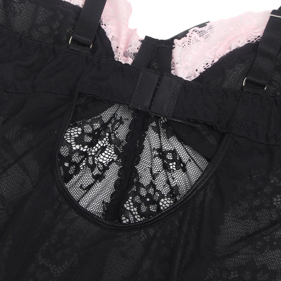 Sexy Schwarzes Rüschen-Nachtkleid – Spitze, Strapse & verführerische Lingerie