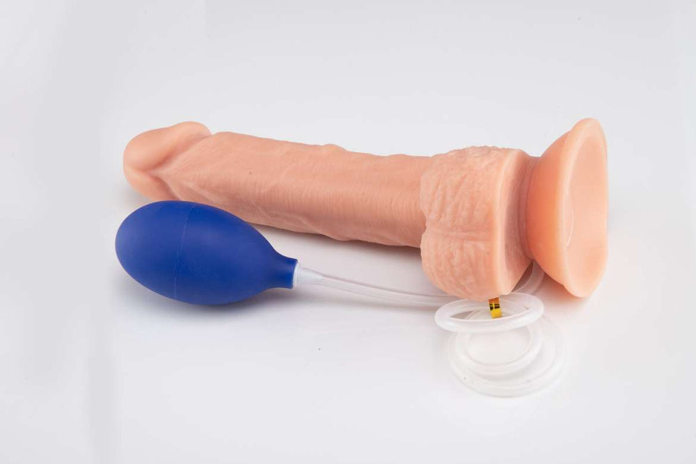Spritzdildo - realistischer Dildo mit Spritzfunktion Marielove Spritzdildo - realistischer Dildo mit Spritzfunktion Marielove